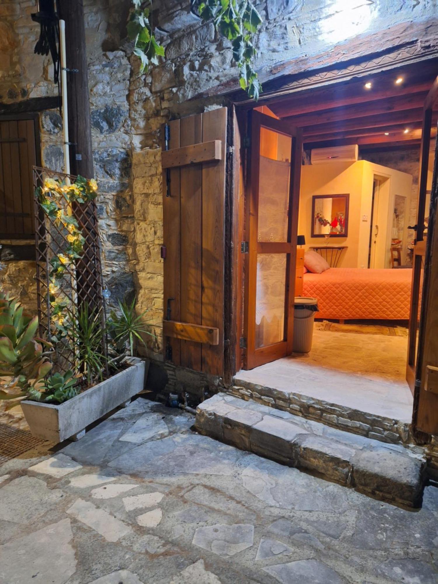 Eleni'S Cottage Апсиу Экстерьер фото